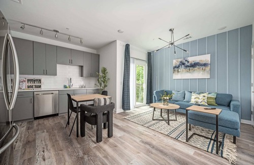 Old Fourth Ward Condo | New Loft Penthouse Roof Balcony Washer Dryer 542Blvd401
