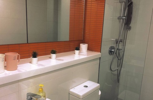 Mont Kiara Condo | New Lovely Arcoris Mont Kiara 1-5pax Netflix