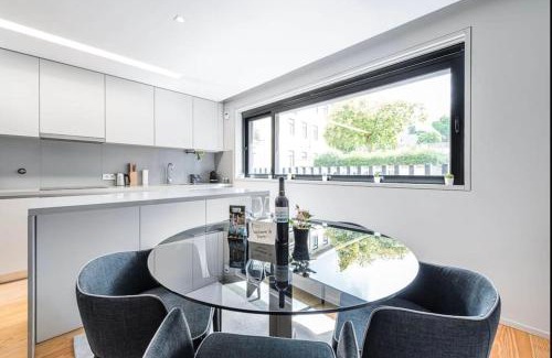 Uniao de Freguesias do Centro Apartment | NEW LUX 2BR Flat Free Parking Cedofeita Porto