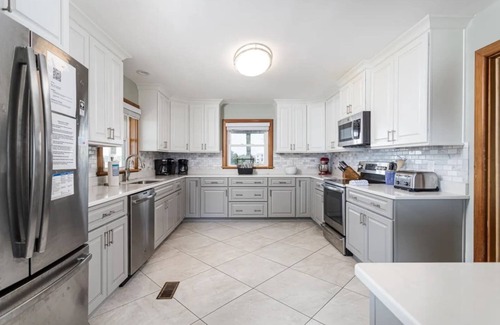 Ocean Hill House | NEW Lux Oceanfront, Pool, Hot Tub, Deck, Game Room Arcade, Bikes, Loaded