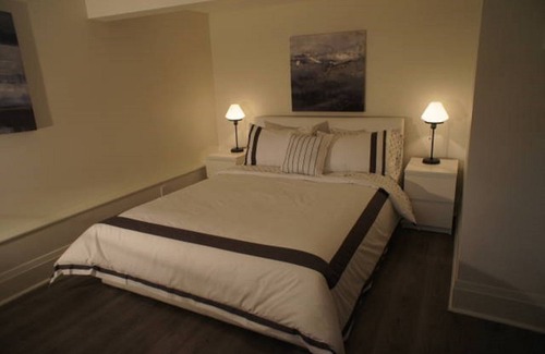 New Westminster Apartment | NEW Luxe Modern Suite in Heritage Home