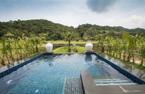 Klong Son Villa | New Luxurious Beach Pool Villa With Its Own Island On Koh Chang
