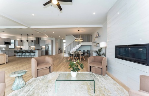 Port Isabel House | NEW LUXURY 4,000 SF Waterfront Home w/Pool , Sleeps 20