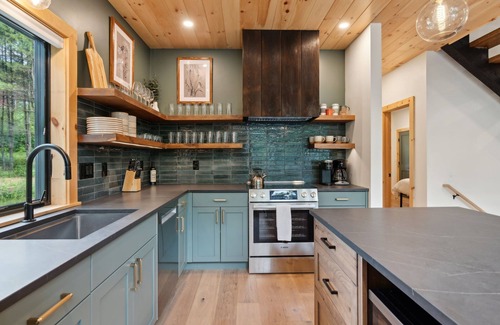 Harrison House | NEW Luxury A-Frame, Lake Access w/hot tub