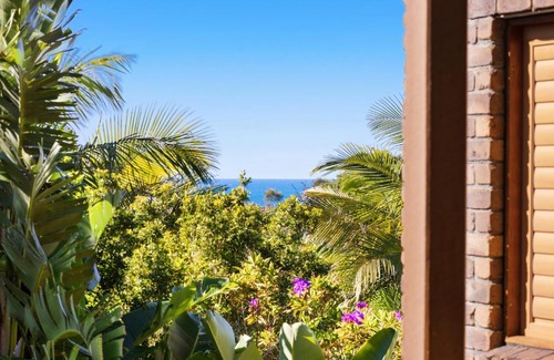 Angourie Villa | NEW Luxury Angourie Villa! Dream location, WiFi +