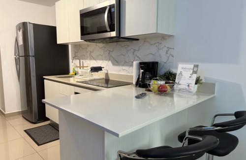 Cinco Esquinas Apartment | New Luxury Apartment 12th Floor