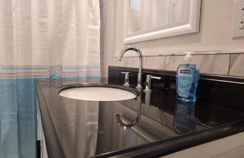 Southwest Anaheim Apartment | New luxury apartment