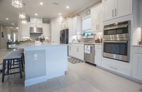 Braden River House | New Luxury Home w/Private Pool and Jacuzzi in Esplanade at Azario Golf Resort