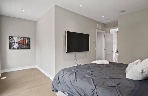 Church and Wellesley House | New Luxury House in Toronto