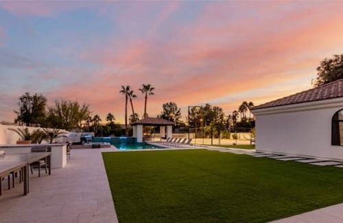 Cherokee Glen House | NEW Luxury Scottsdale Resort with Pool, Golf, Tennis/Pickle ball