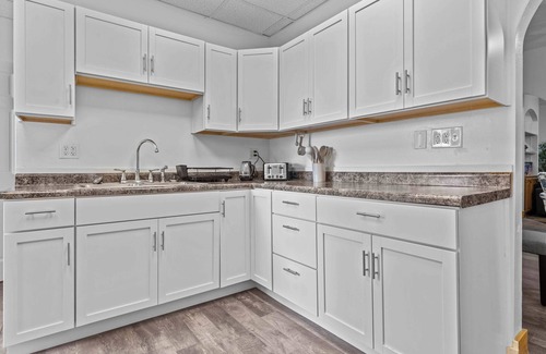 Janesville House | New Luxury & Spacious House in the Heart of Janesville