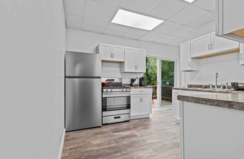 Janesville House | New Luxury & Spacious House in the Heart of Janesville
