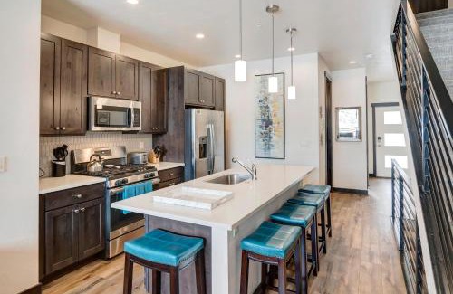Winter Park House | New Luxury Villa 268 I Rooftop Hot Tub I Great Views I Best Price I FREE Adventures Daily