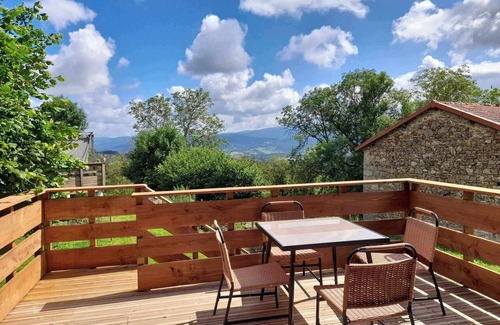 La Chapelle-Agnon House | New: Maison Neuve Coeur Parc Naturel Terrace/Garden Pets welcome