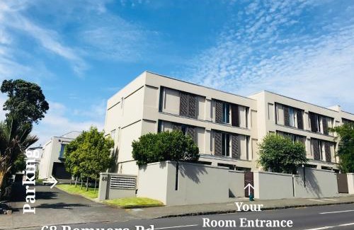 Remuera Bed & Breakfast | New Market Cozy Room