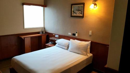 Zhongzheng Hotel | New May Flower Hotel