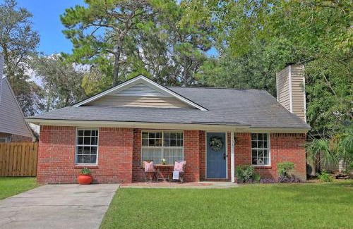 Whitemarsh Island House | New Meets Nostalgic - Adorable Cottage Sleeps 8