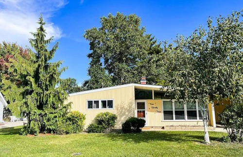 Vermilion House | NEW! Mid-Century Modern Themed Family Home!