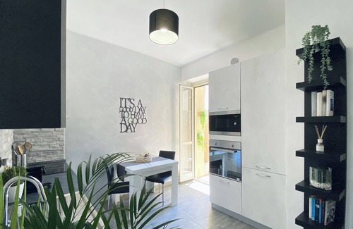 Parella Apartment | NEW MINIMAL CHIC APARTMENT center, Juventus Allianz stadium, Kappa FuturFestival
