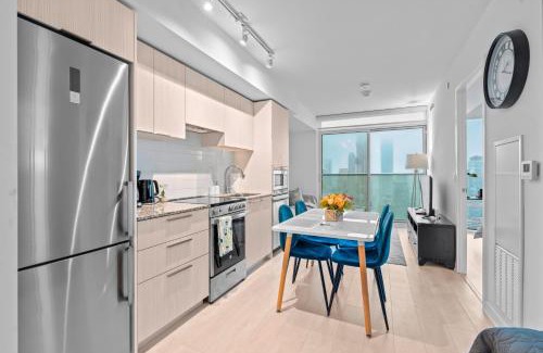 Church and Wellesley Apartment | New Modern 1Bd & Den in Downtown Toronto