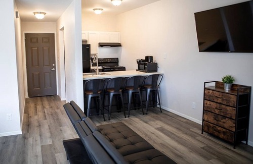 Sierra Vista House | New Modern Apartment Near Ft. Huachuca (225)