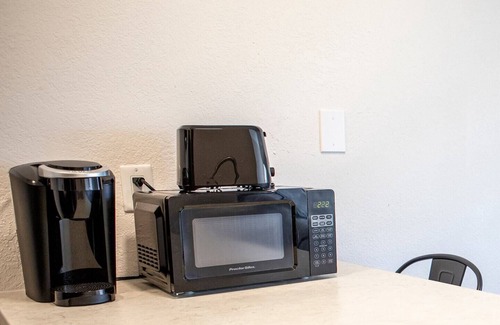 Sierra Vista House | New Modern Apartment Near Ft. Huachuca (225)