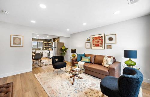 Berkley Apartment | NEW Modern & Chic Denver Apartment
