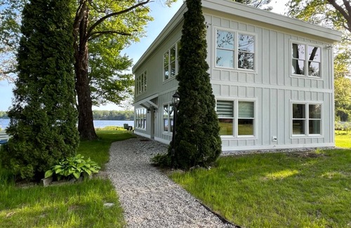 Windham House | New & Modern, Lakeside Home