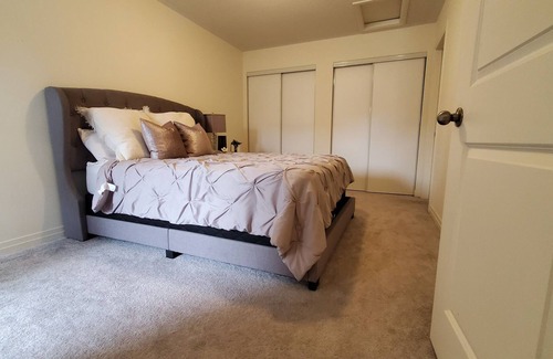 Bowmanville House | New modern townhome