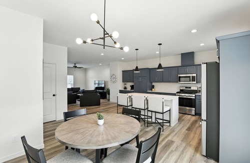 Weber House | NEW! Modern Townhome Retreat in Prime Location