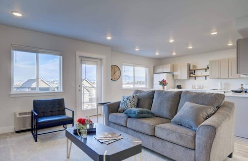 Bozeman Condo | NEW Mountain Game Room Getaway