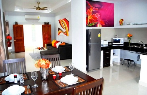 Nai Harn House | New near the beach Nai Harrn