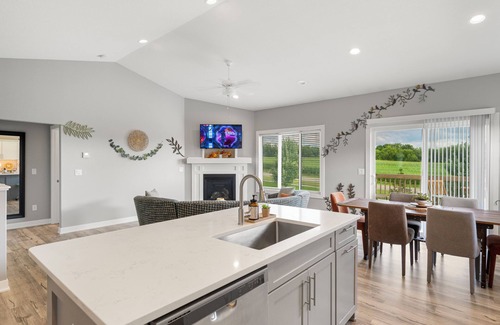 Waukee House | New Neoteric Neighborly Notable Spacious 5-bedroom House w/3 Car Garage & Pool