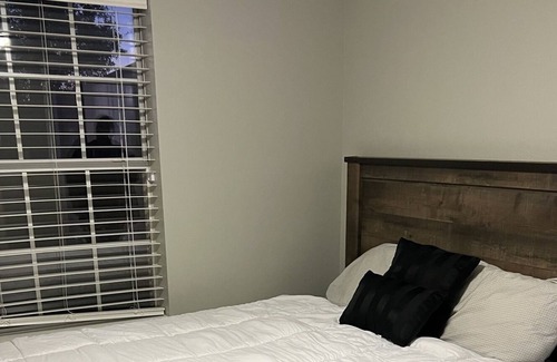 Wichita Falls House | NEW Nice Modern House in Wichita Falls