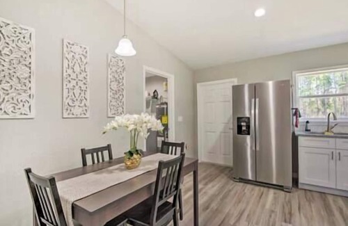 Ocala House | New Ocala Getaway! Fenced Yard - WEC 14mi