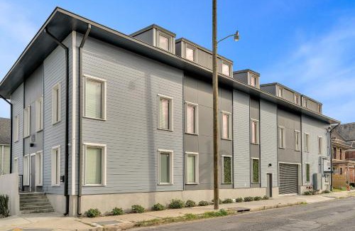 New Orleans Apartment | New Orleans Bywater Apartments at 4200 St Claude Avenue