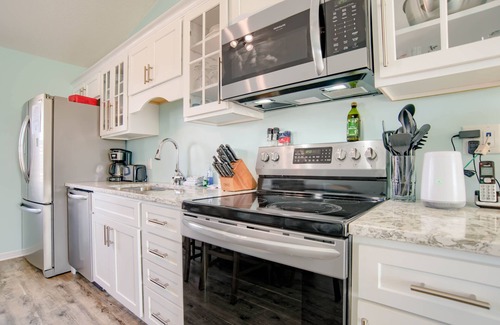 Fort Morgan House | New Owner Listing! 900' TO PRIVATE BEACH ACCESS! Great Winter Rates!