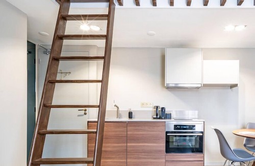 Schiedam Apartment | New Penthouse 7Min Rotterdam CS top floor Room 4