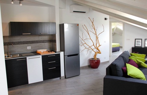 Bordighera Apartment | New penthouse with view