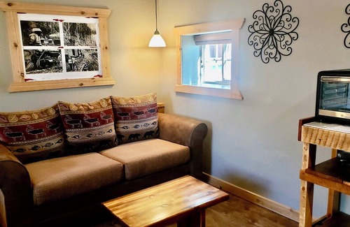 Ouray Apartment | NEW Perimeter Suite