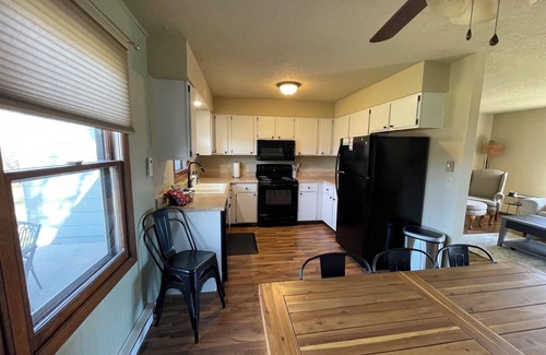 Piedmont House | New, pet and family friendly home! Centrally located in the Black Hills