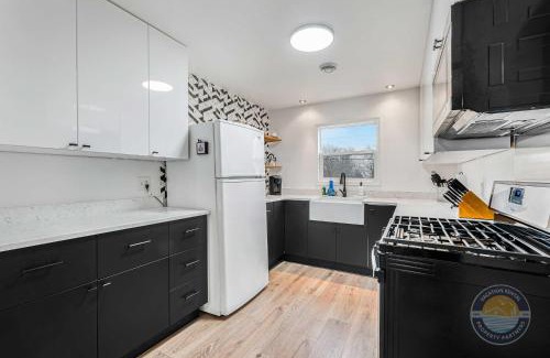 Lake Geneva House | New Pet-Friendly Lake Geneva Escape