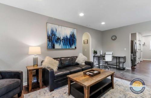 Lake Geneva House | New Pet Friendly Walking Distance to Lake Front