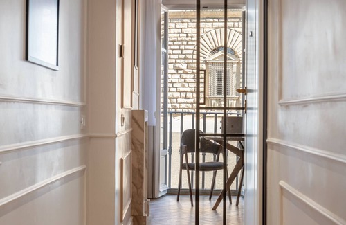 Oltrarno Apartment | NEW Pitti Portrait - Amazing View on Palazzo Pitti