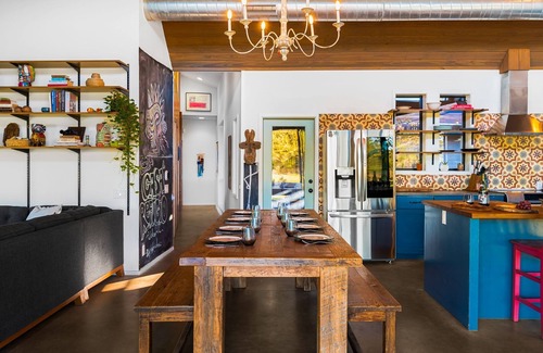 Driftwood House | NEW Pool, Fire Pit, Grill, Ping Pong, Views on Stunning 5-Acre Retreat!