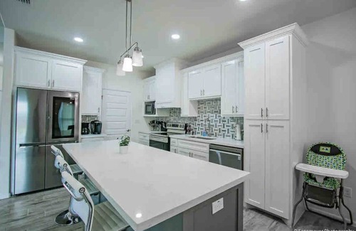 Harlingen House | New! Pool * Hot Tub* Gameroom *