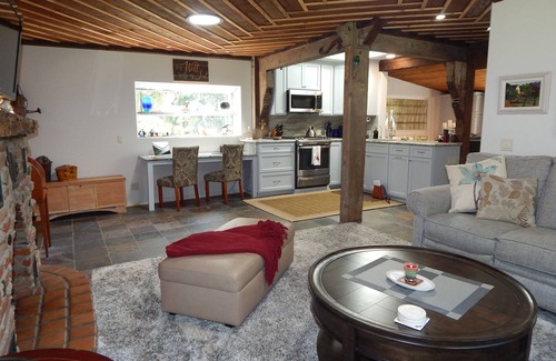 Julian House | NEW Private Cabin for two, New SPA, Forested Views!