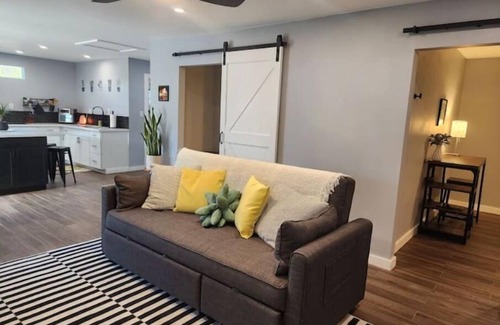 Encanto House | New & Private, Central Location, Pet Friendly