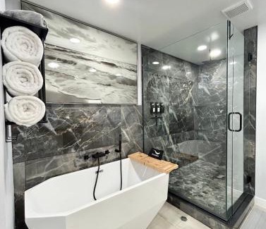 Phoenix House | NEW! Private Lux Home Near Airport, Affordable AZ