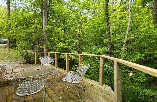 Stanton House | NEW, Promo Pricing - Karmic Loft Woodland Escape